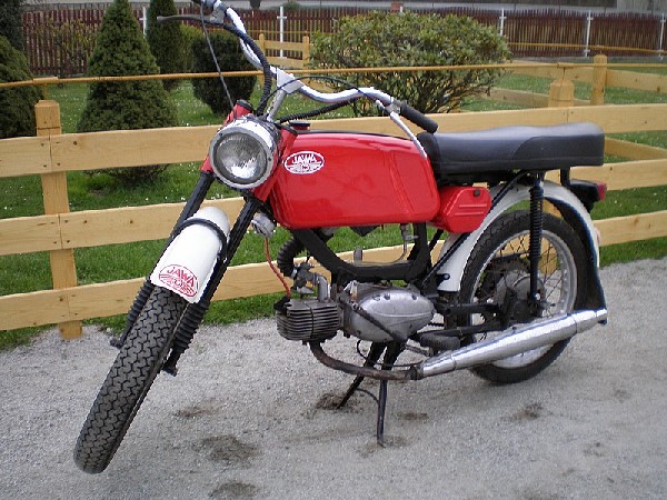 JAWA - Mustang