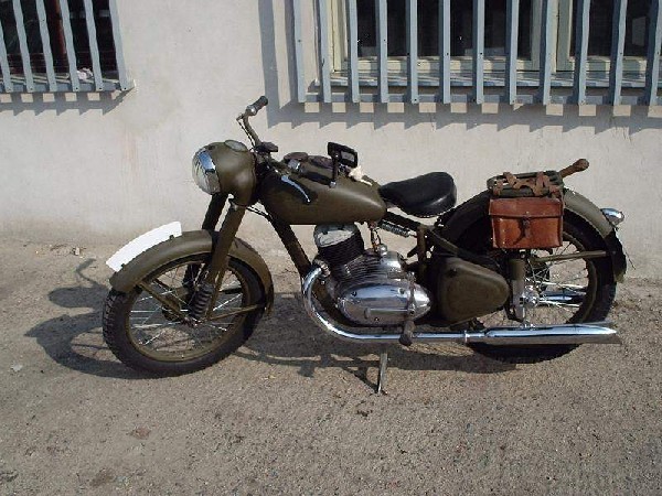 JAWA 250 - PÉRAK (11 5)