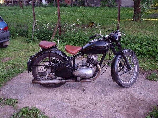 Jawa 250 - pérak (1949)