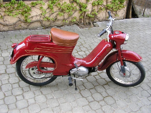 Jawa Pionýr - Jawa 555 (1960)