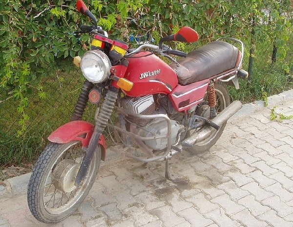 JAWA - 634 verzus MZ (1111)