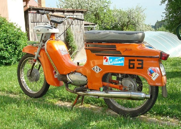 Jawa 50 - Pionýr 21 (1974)
