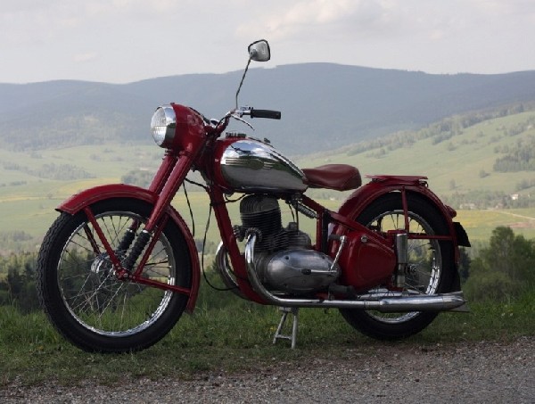 JAWA Pérák - 11 (1952)