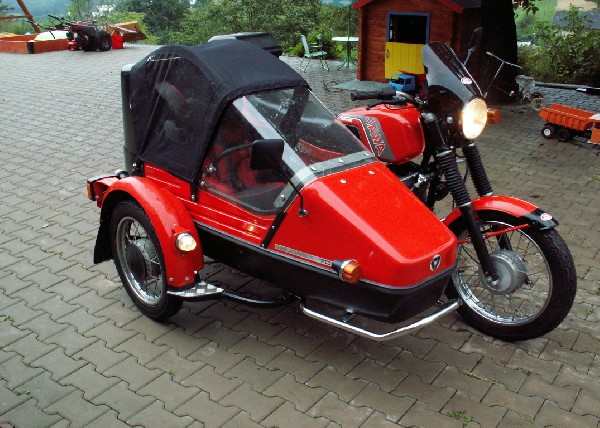 jawa + velorex 700 - 632 (1989)