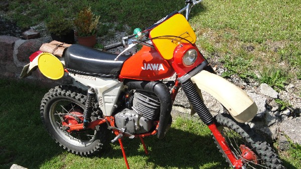 JAWA TRAMVAJ - 654 (1981)