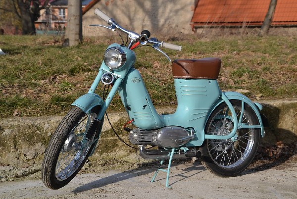 Jawa - Pařez - 550