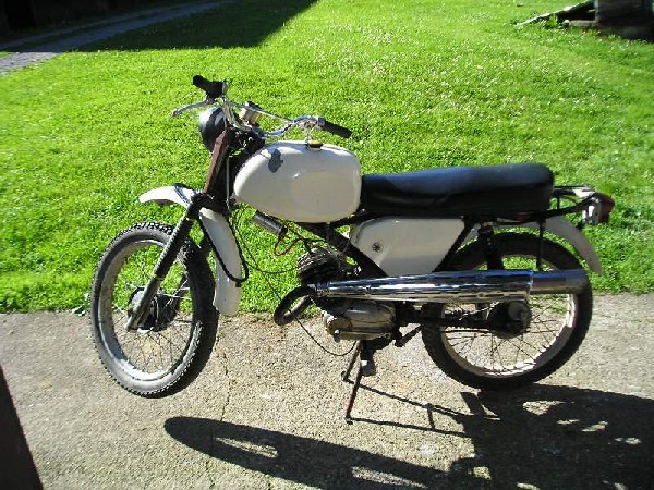 Jawa  90 - Cross (1973)