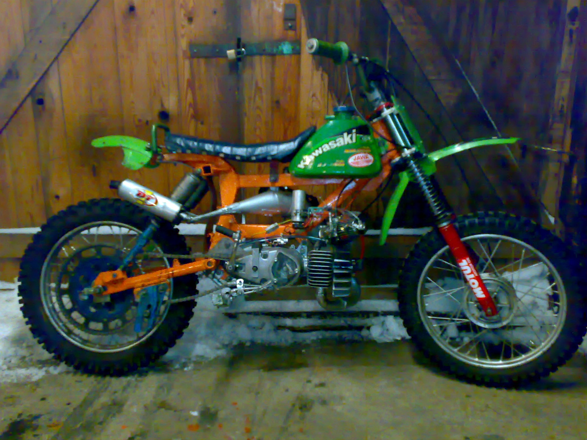 jawa - pionyr cross