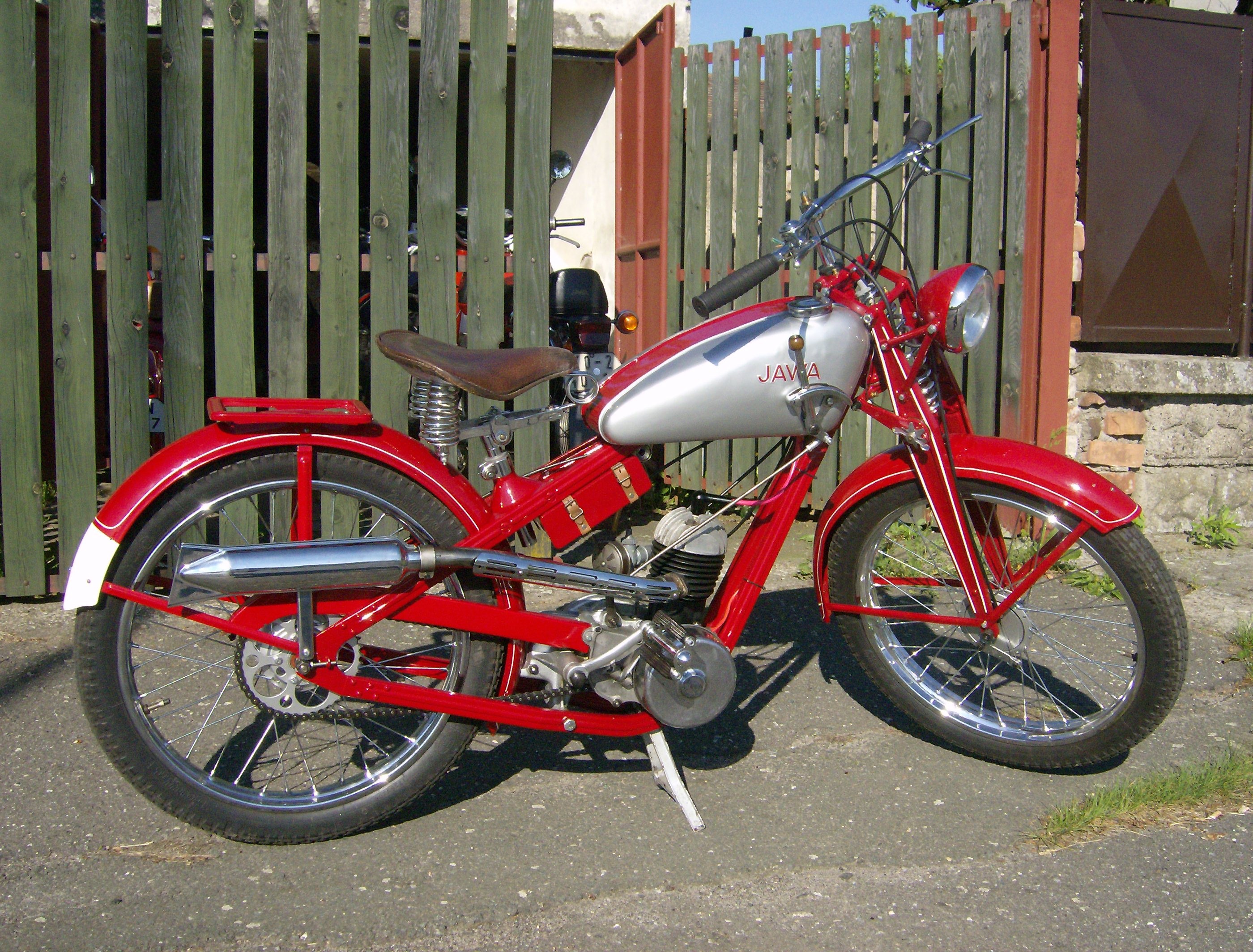 Jawa 100 Robot - Robot