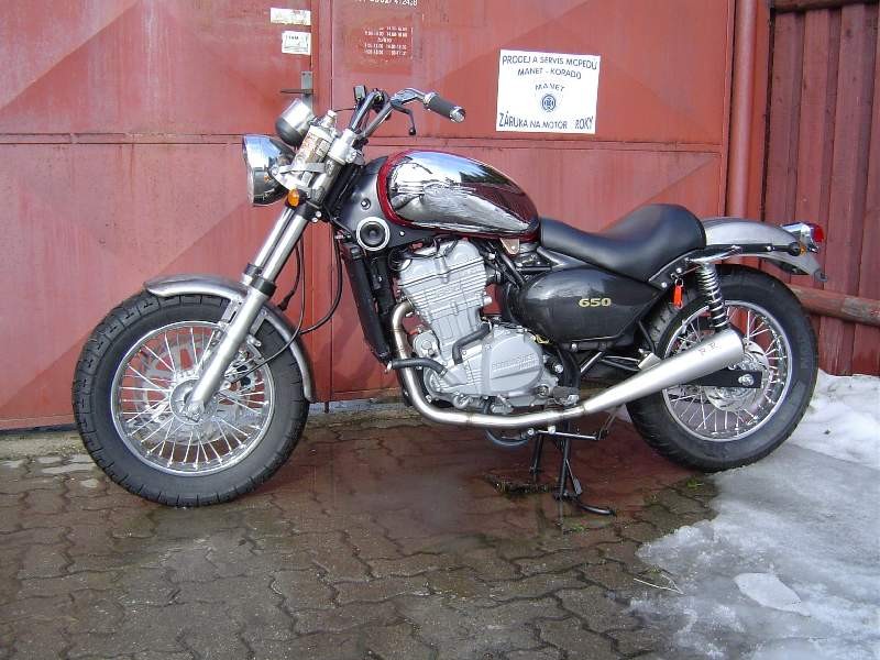 JAWA 650 - Classic,