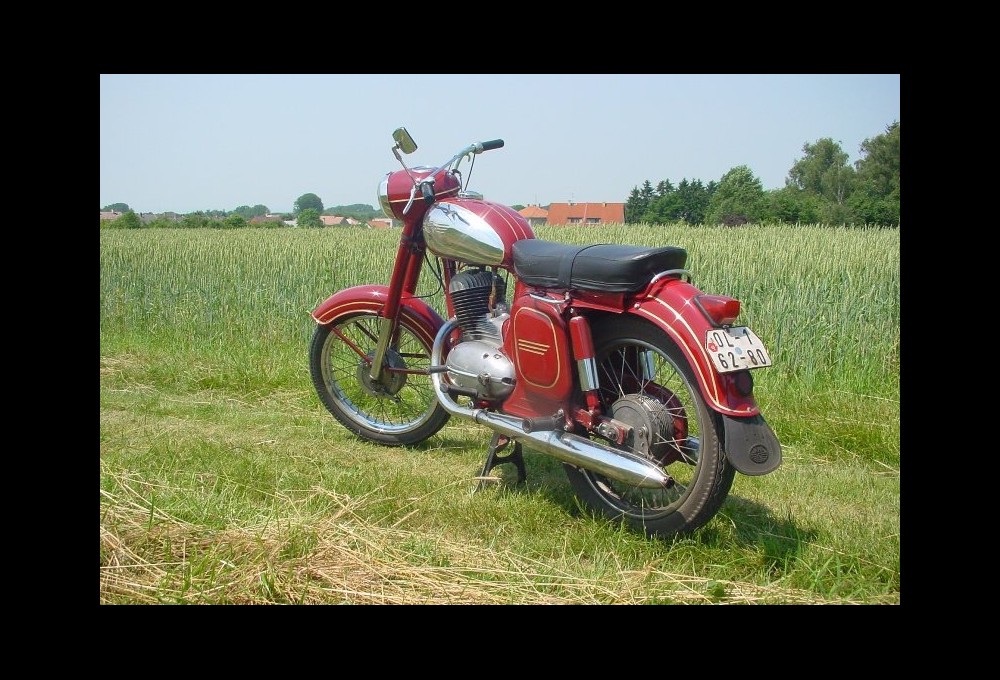 Jawa 250 - 250/590