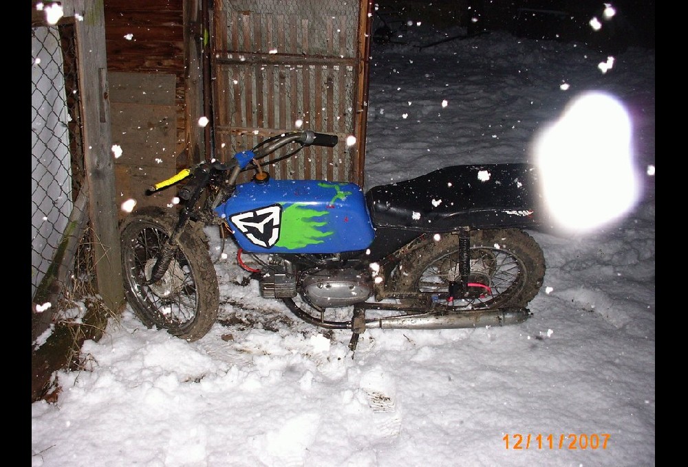 Jawa - 23 Mustang