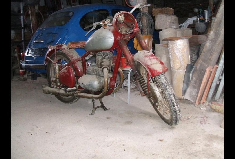 JAWA 250 - 11