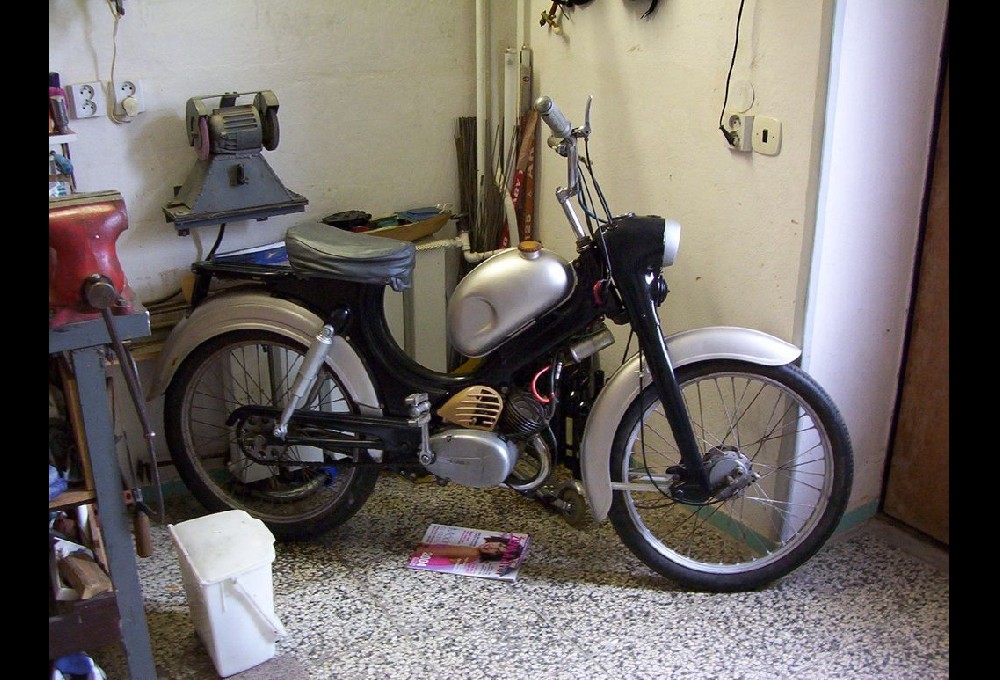 Moped - S22