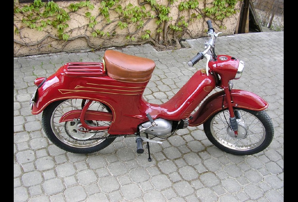 Jawa Pionýr - Jawa 555