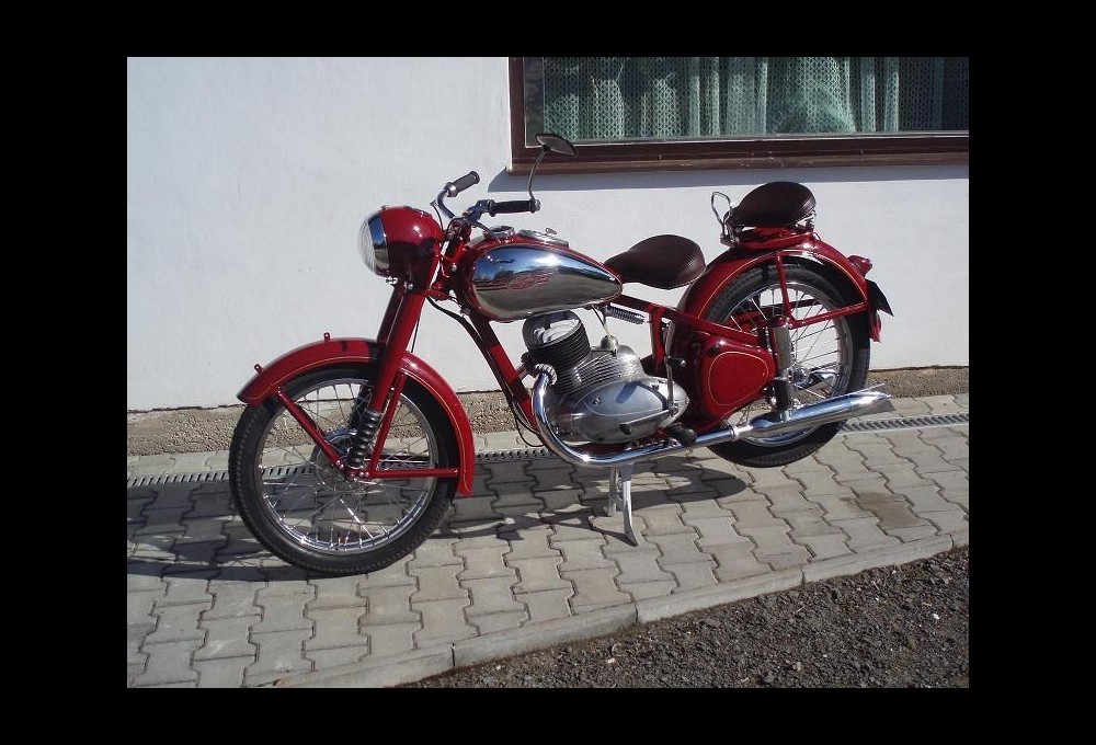 JAWA - 250/11 Pérák