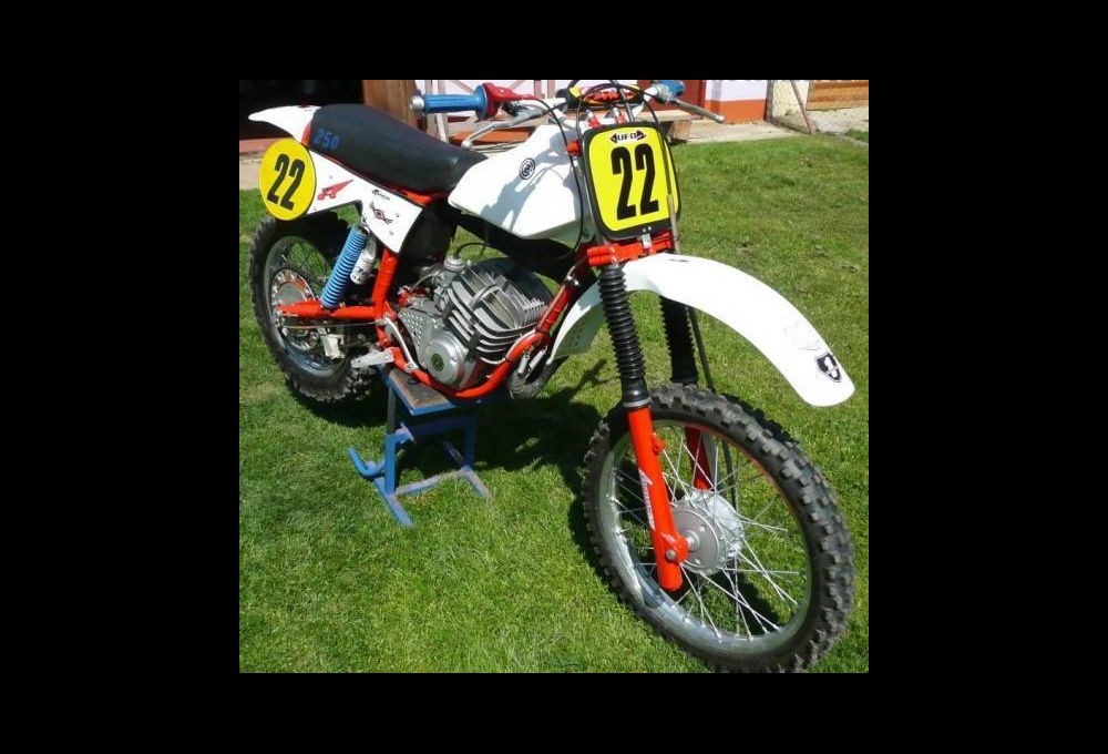 ČZ - 250 cross