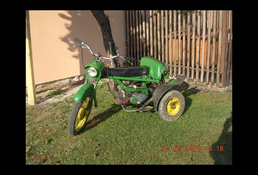 Jawa  50 - tříkolka