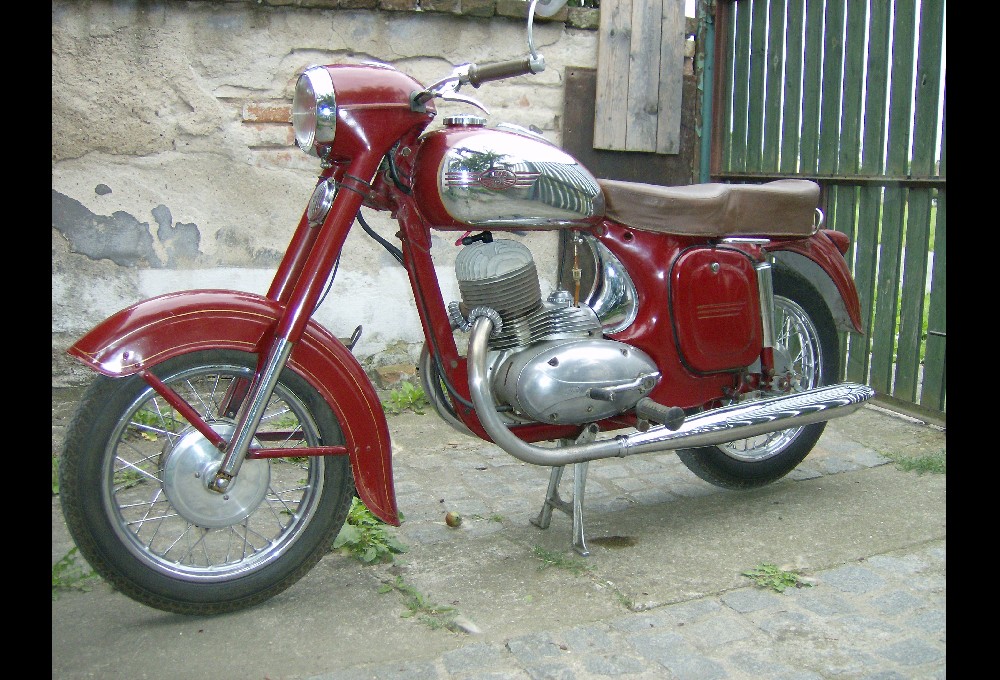 Jawa/ČZ - 353