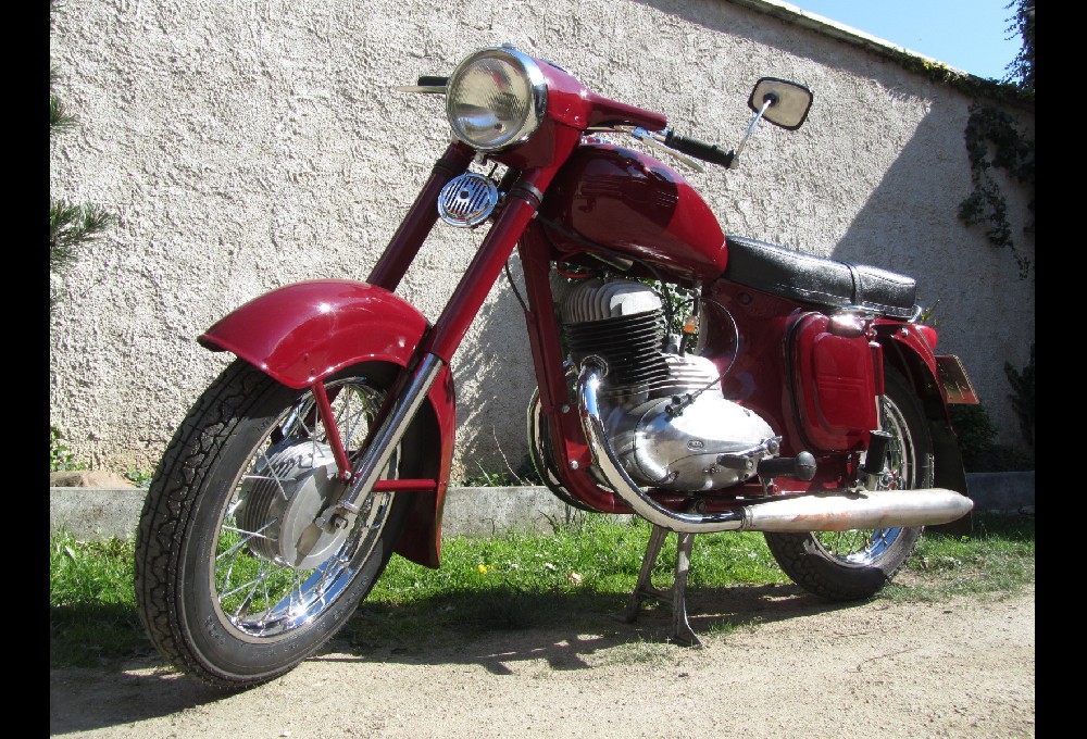 Jawa - 559