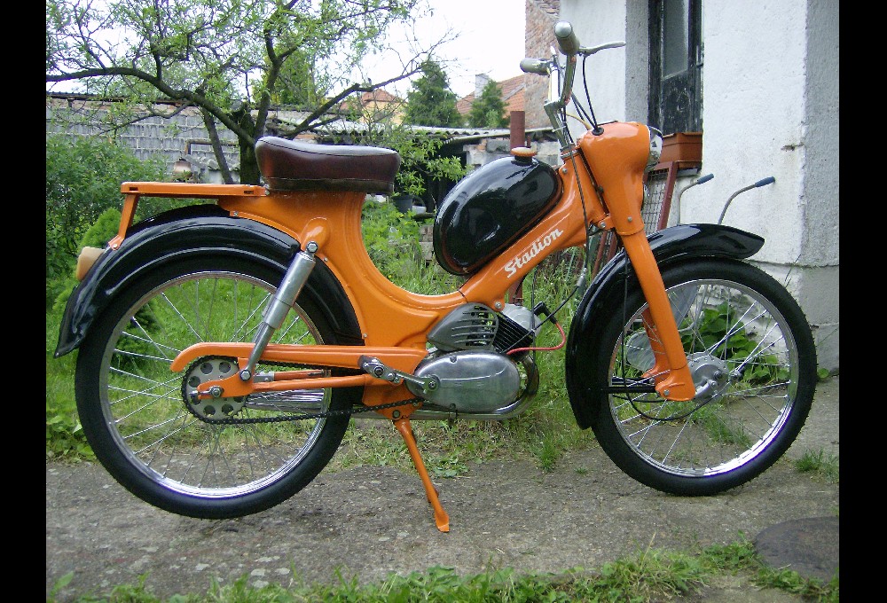 Moped Stadion - S22
