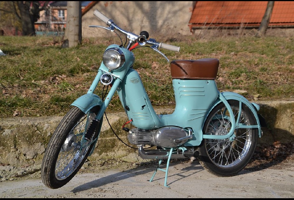 Jawa - Pařez - 550