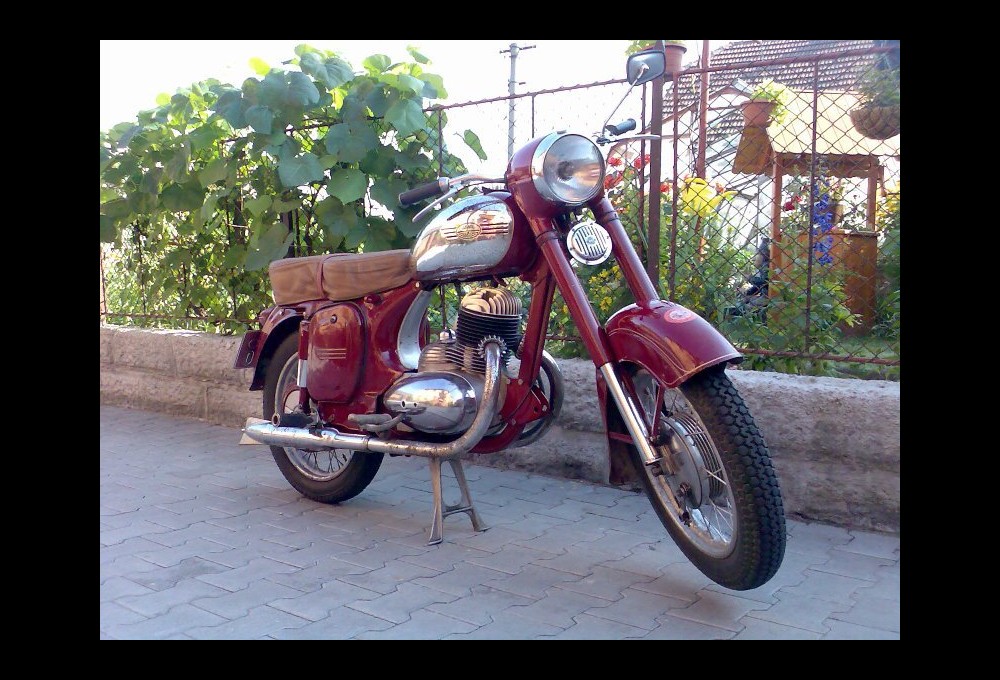 JAWA 250 - 353