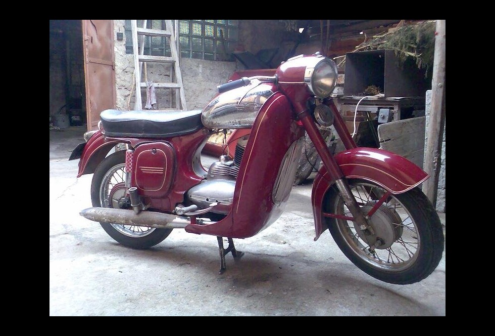 JAWA 250 - 353